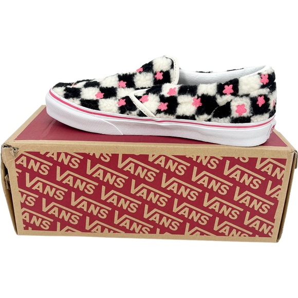 Vans Classic Slip-On in Sherpa Checkerboard - Picture 4 of 10